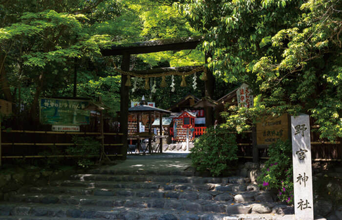 京都　嵐山に佇む野呂神社